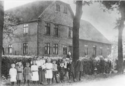 Schlichte Hof: Ältestes Foto von 1914